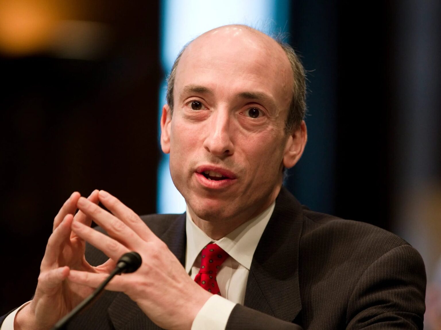 La SEC interesada en regular las transacciones de Ethereum. La SEC camino de regular las transacciones de Ethereum