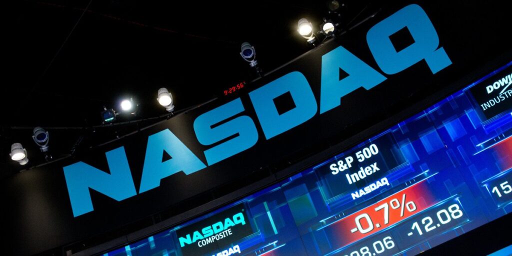 Nasdaq quiere comerciar con valores tokenizados · WHISPR